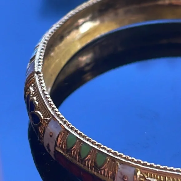 Bangle - Picture 3 of 7